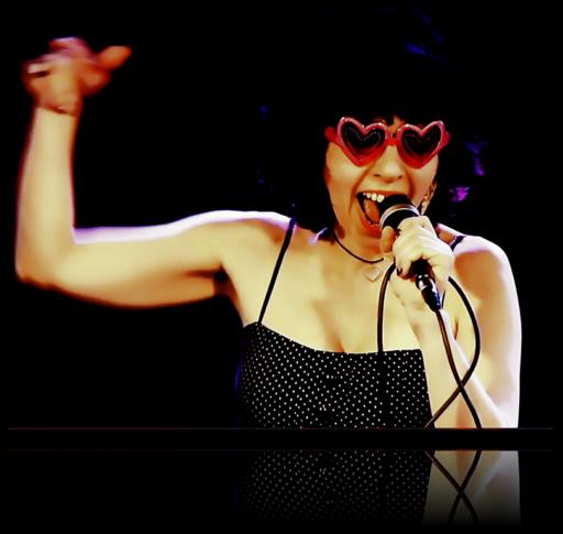 Metissia, chanteuse, auteur, compositrice, Metissia-Art, Music, Eclectique, Cross Over, Fusion, Dance, Electro acoustique, metissia-art.com
